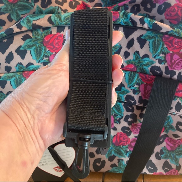 NEW Betsey Johnson Leopard Rose Wheeled Duffel Bag Suitcase Strap 22 x 9 x 13" - Picture 11 of 14